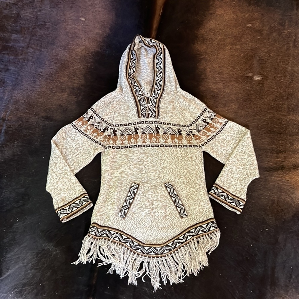 Western fringe alpaca hoodie, size small/medium